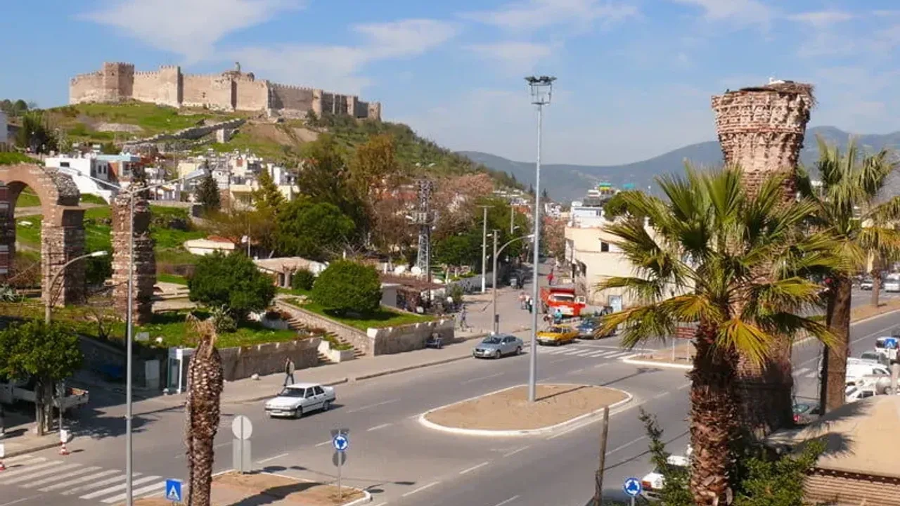 Trafik Sakinleştirme Projesi ile Efes Selçuk'ta yayalar öncelikli hale geliyor