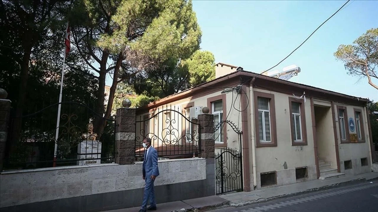 Kemalpaşa'da Atatürk Anı Evi Restorasyonu ile Tarihi Miras Yeniden Canlanıyor