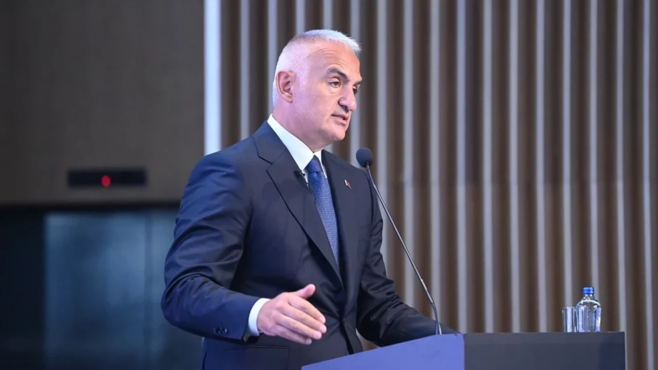 2025'te turizmde tarihi rekor: İlk 6 ayda 25,8 milyar dolar gelir hedefi aşıldı