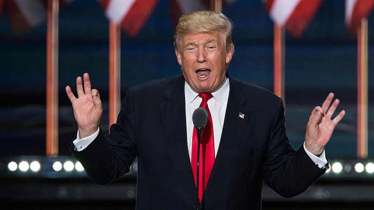 Trump'tan İran'a sert uyarı: Nükleer programı hedef alırız!