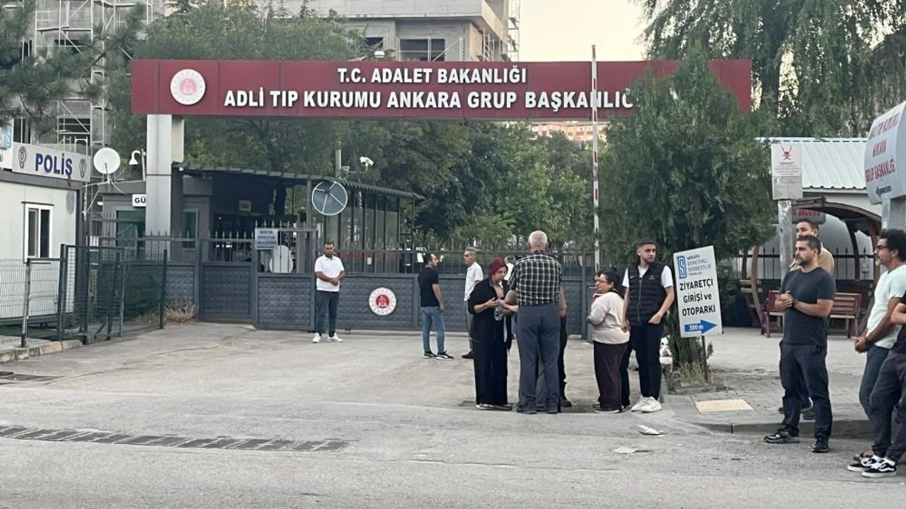 Eskişehir'deki orman yangını müdahalesinde yaşamını yitirenlerin cenazeleri Adli Tıp'a sevk edildi