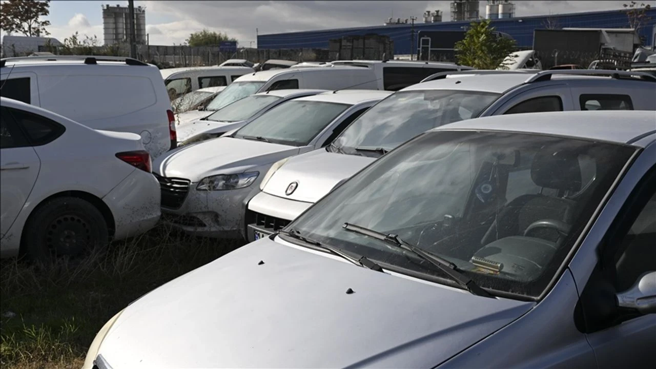 Yediemin otoparklarındaki araçların satışı hızlanıyor, 50 milyar lira gelir bekleniyor