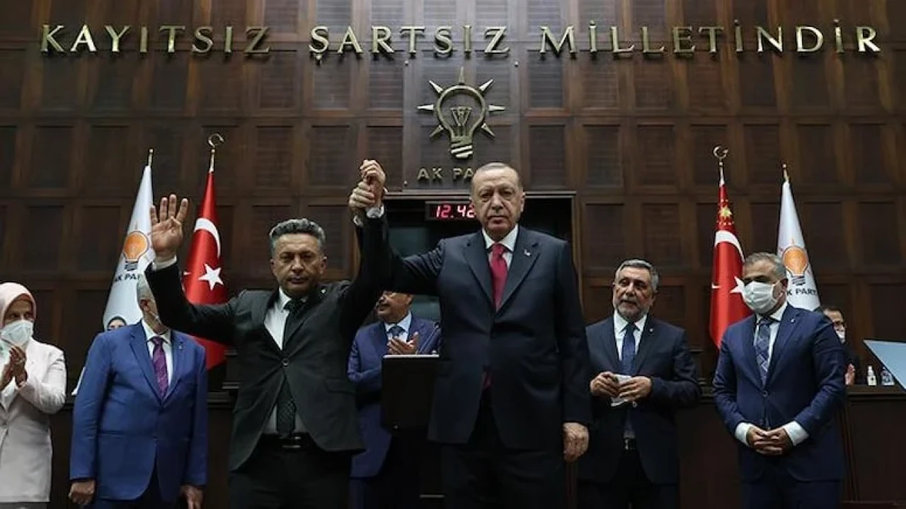 Elazığ'da Boru Kazası: Belediye Başkanı ve Personel Yaralandı, Sabri Şen Yoğun Bakımda