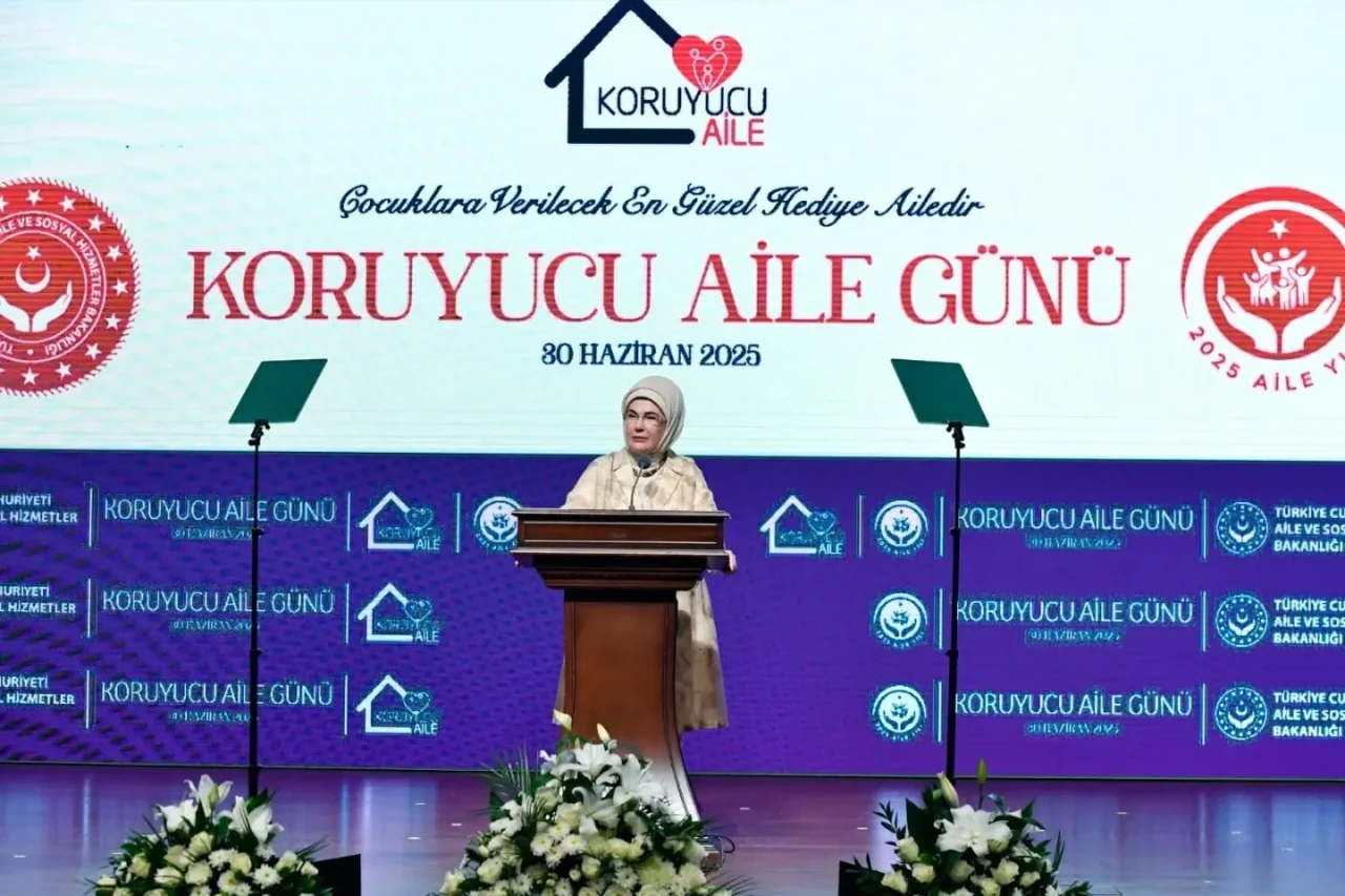 Erzurum'da Vali Çiftçi, Koruyucu Aile Günü'nde dayanışma ve sevgi mesajı verdi