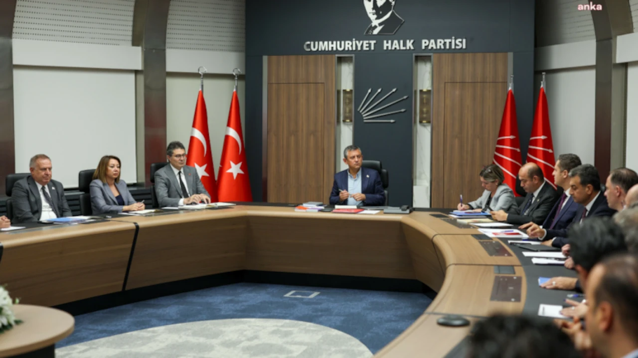 CHP MYK, komisyonda eşit temsil ve nitelikli çoğunluk şartıyla üye verecek