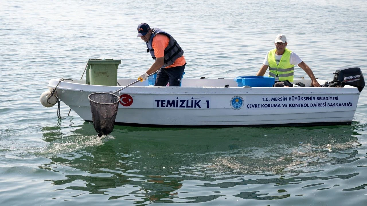 Mersin'de Deniz Temizliği İçin Seferberlik: Atıklar Bertaraf Ediliyor