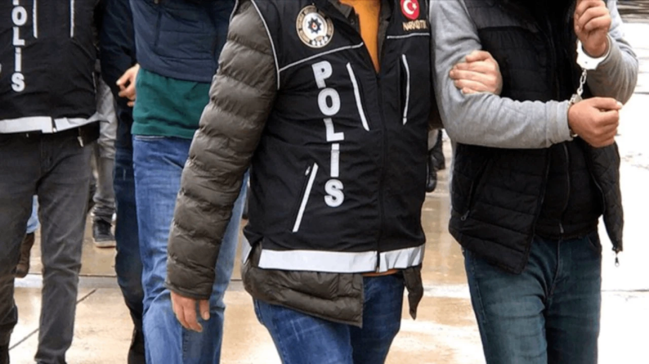 Samsun'da Narkotik Operasyonu: 5 Bin 669 Uyuşturucu Hap Ele Geçirildi