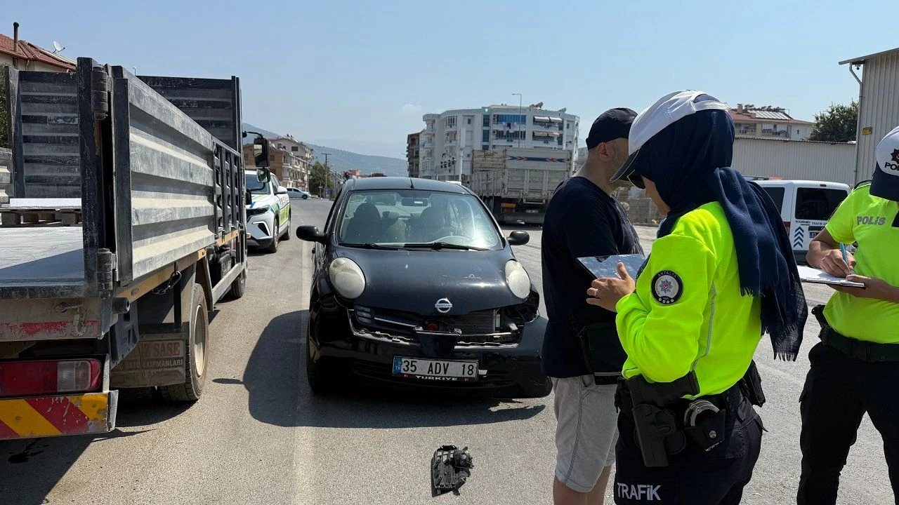Gazipaşa’da Motosiklet ve Otomobil Çarpıştı, Sürücü Yaralandı