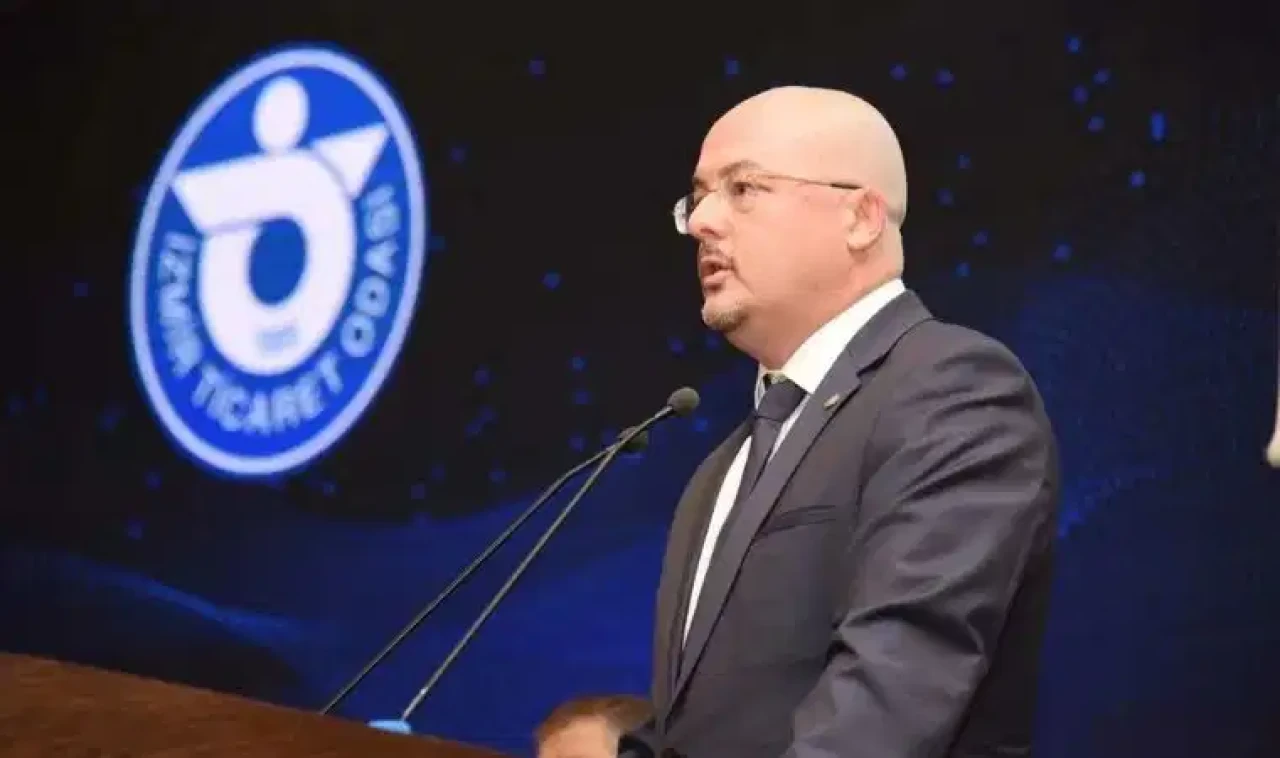 İzmir'de yolsuzluk soruşturmasında eski başkan ve 120 kişi gözaltında!