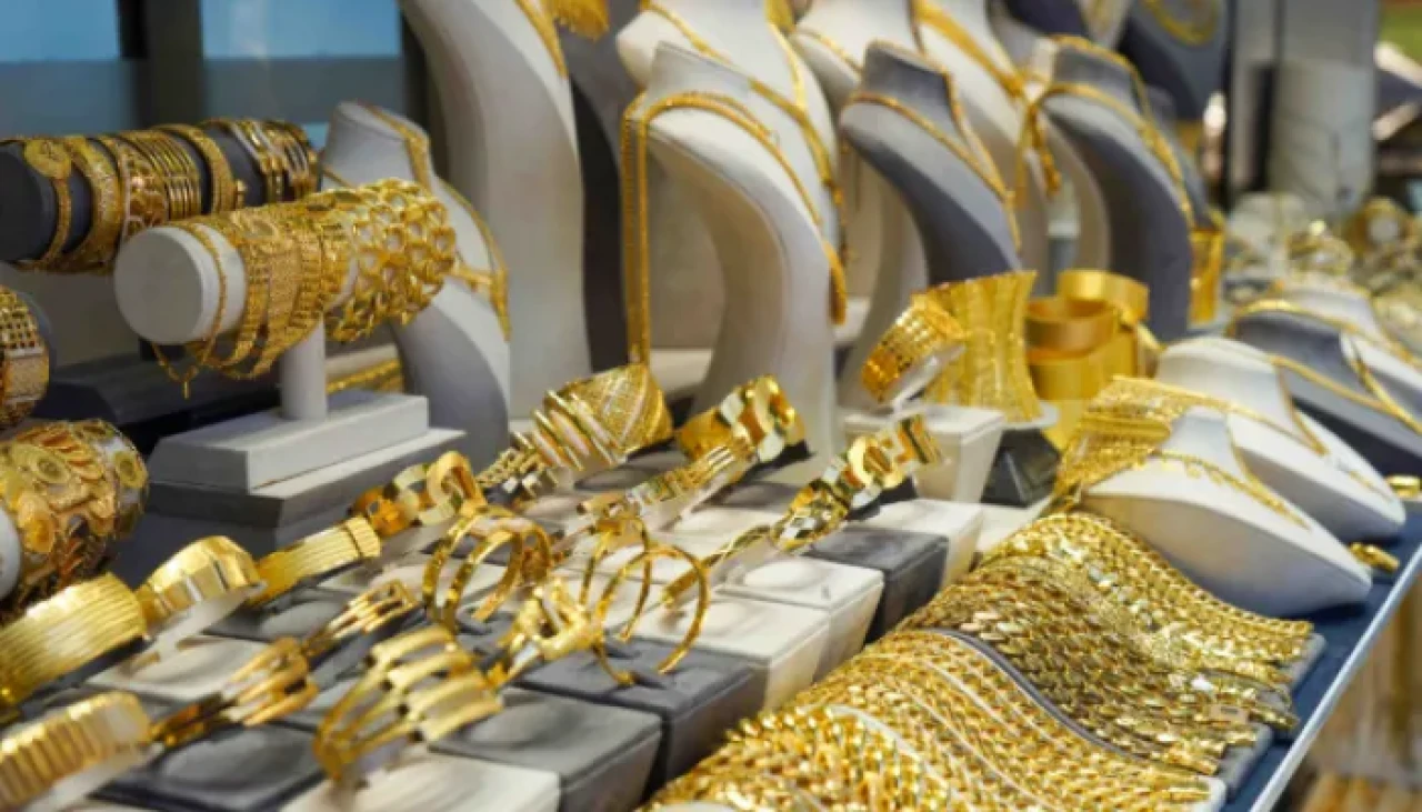 Altın Fiyatları Yükseliyor: Gram Altın 4.275 TL'yi Aştı, Çeyrek Altın 7.000 TL'ye Yaklaşıyor