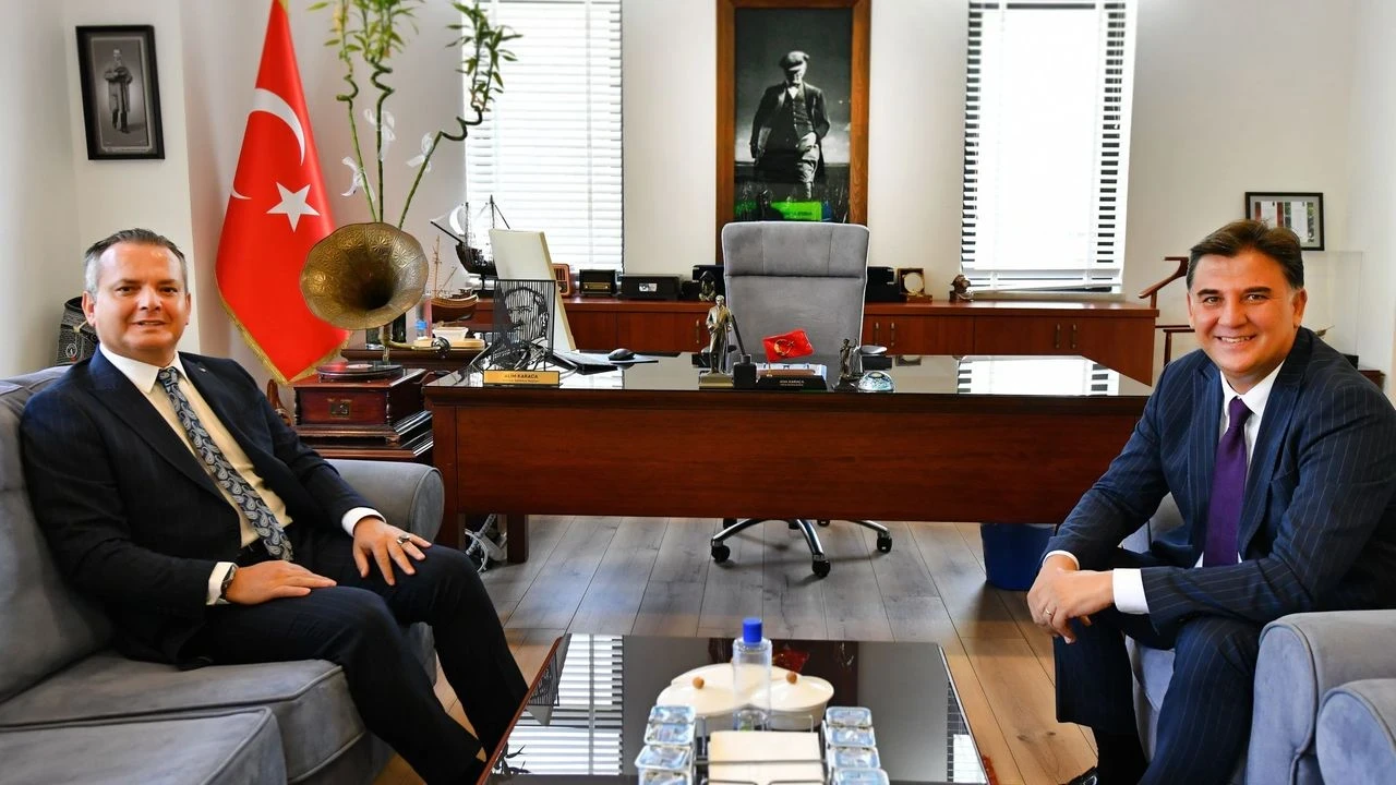 Kaymakam Akkaya, Fethiye Belediye Başkanı Karaca’yı ziyaret etti, iş birliği mesajları verildi.