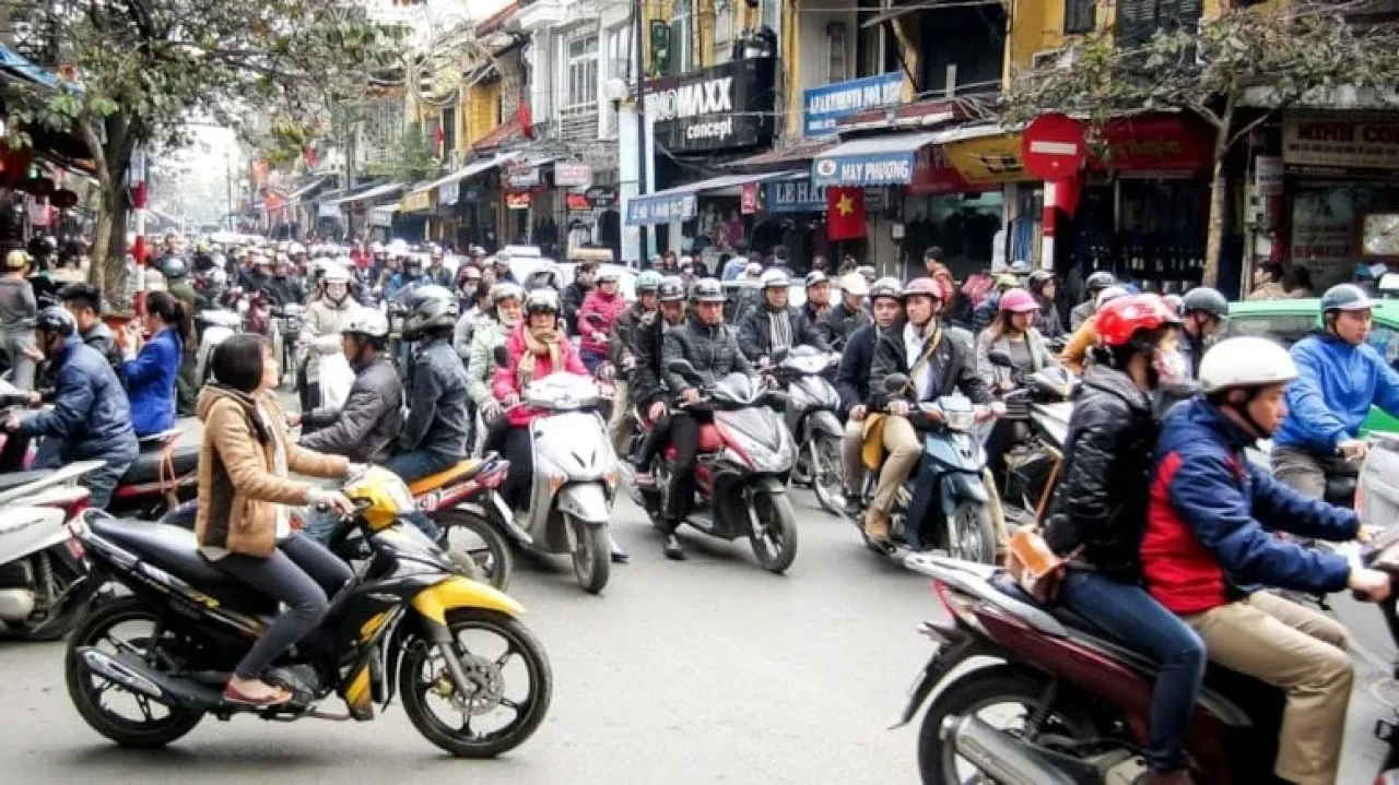 Vietnam, 2026'da benzinli motosikletleri yasaklayarak elektrikli dönüşüm sürecini başlatıyor