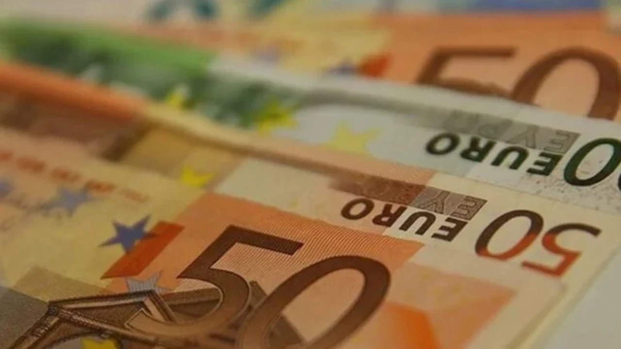 Commerzbank'tan Dolar ve Euro için Yıl Sonu Tahminleri: Dolar 44, Euro 51 Lira!