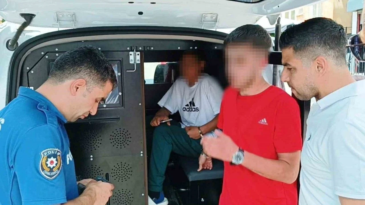 Samsun'da mahalle kavgası: Polis yaralandı, dört kişi gözaltına alındı!