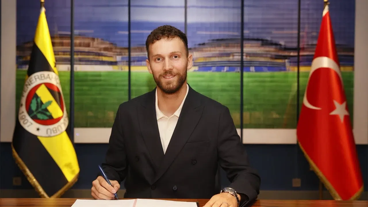 Fenerbahçe, Çaykur Rizespor'un kalecisi Tarık Çetin ile sözleşme imzaladı!