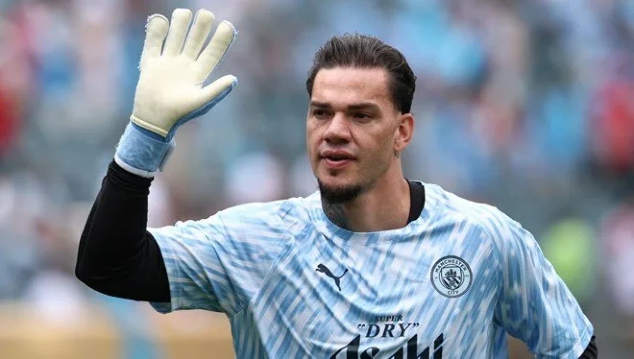 Ederson: Modern Kaleciliğin Yüzü, Manchester City ile Zirveye Ulaştı