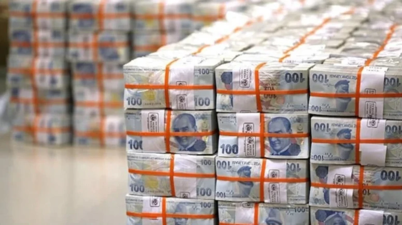 Bankacılık sektöründe kredi ve mevduat artışı: Toplam kredi hacmi 19.9 trilyona yükseldi