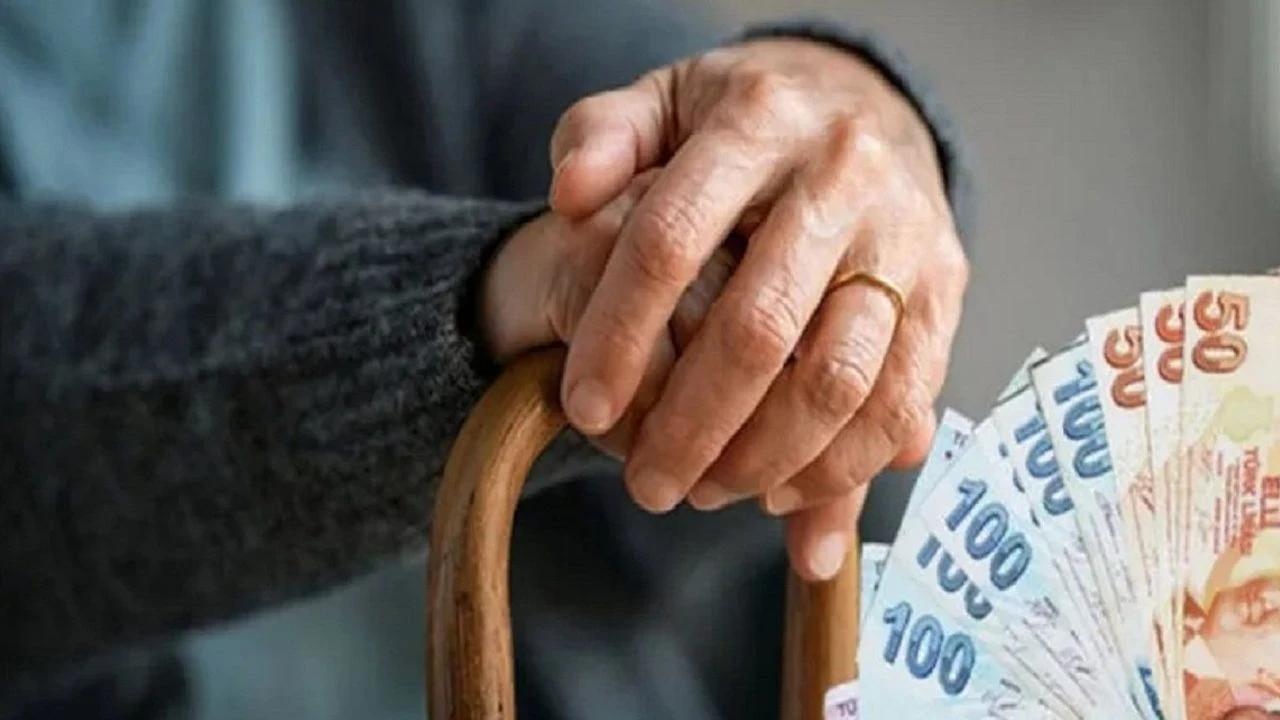 Enflasyon %35,05, emekli maaşlarına %16,67 zam geldi! Ödemeler tarihleri belli oldu.