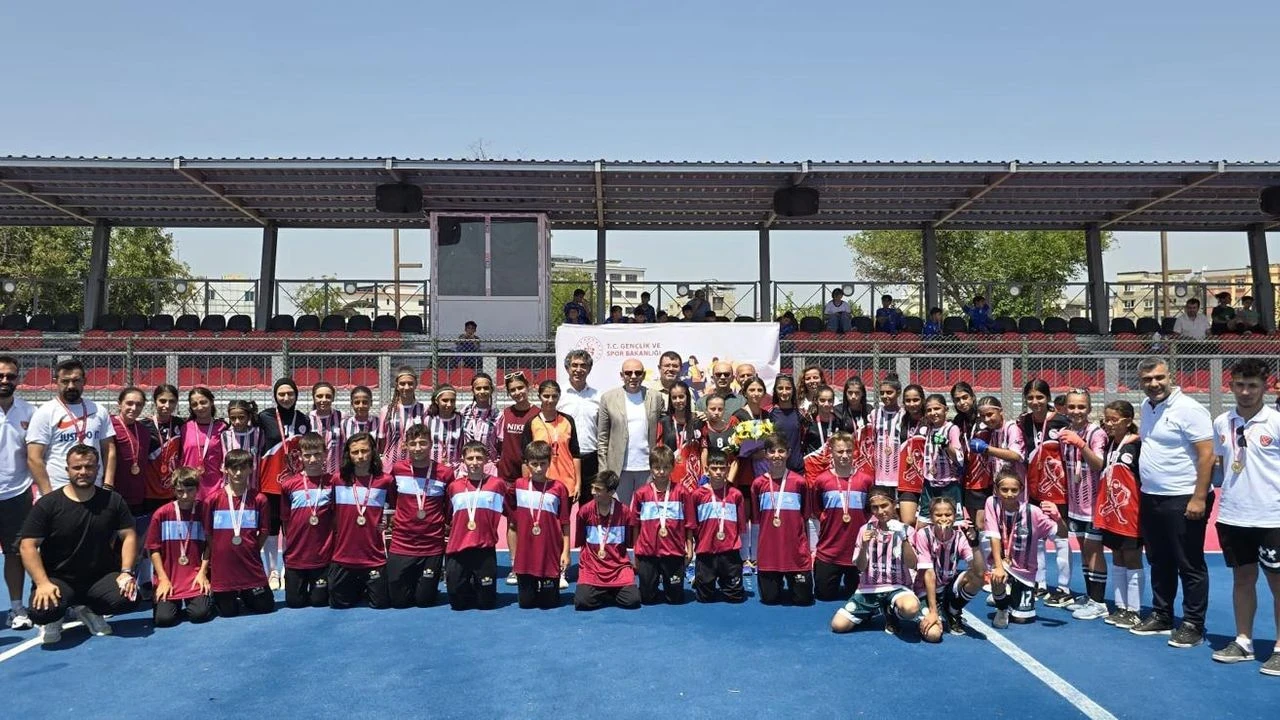 2025 Anadolu Yıldızlar Ligi'nde heyecan dorukta, takımlar Türkiye Şampiyonası’na katılma hakkı kazandı!