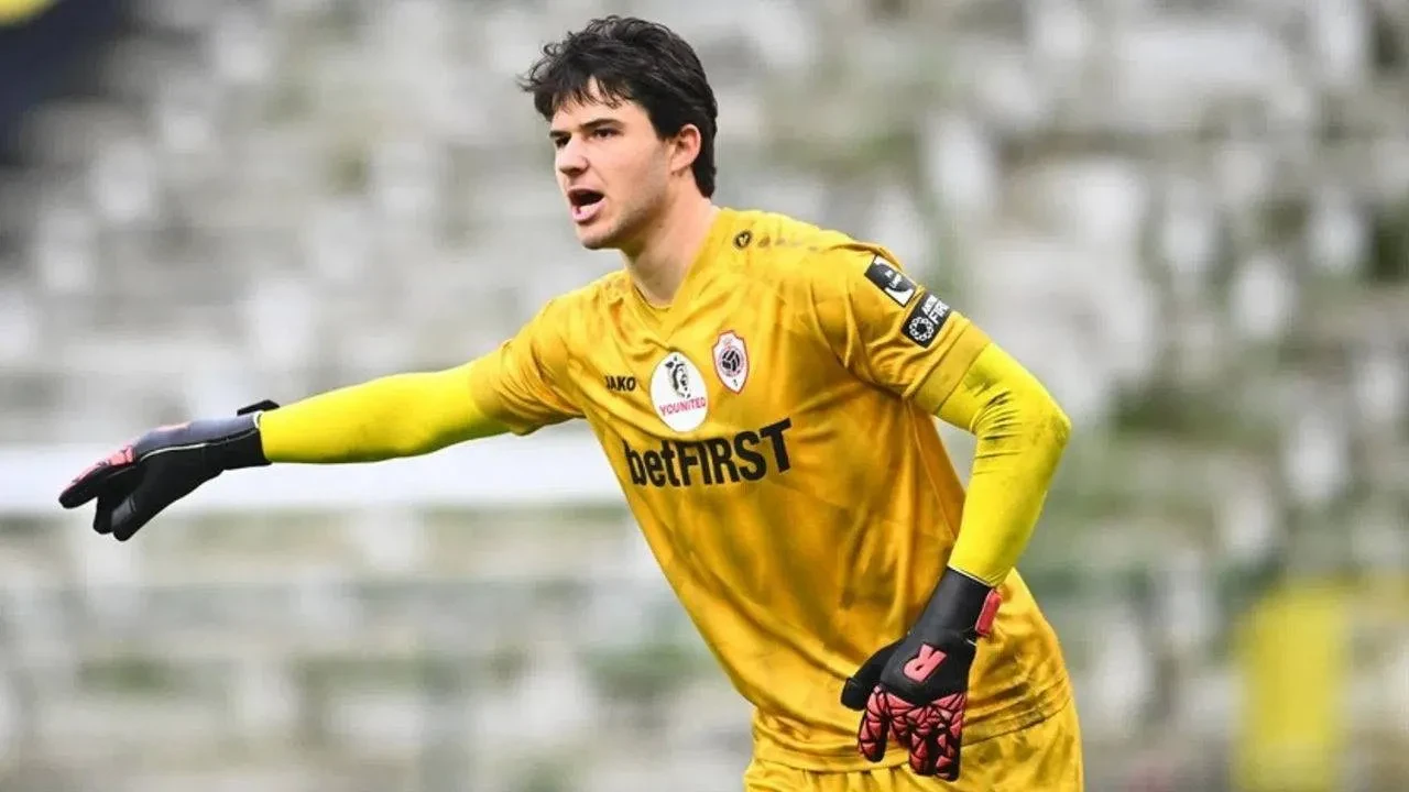 Galatasaray, Belçikalı kaleci Senne Lammens için harekete geçti!