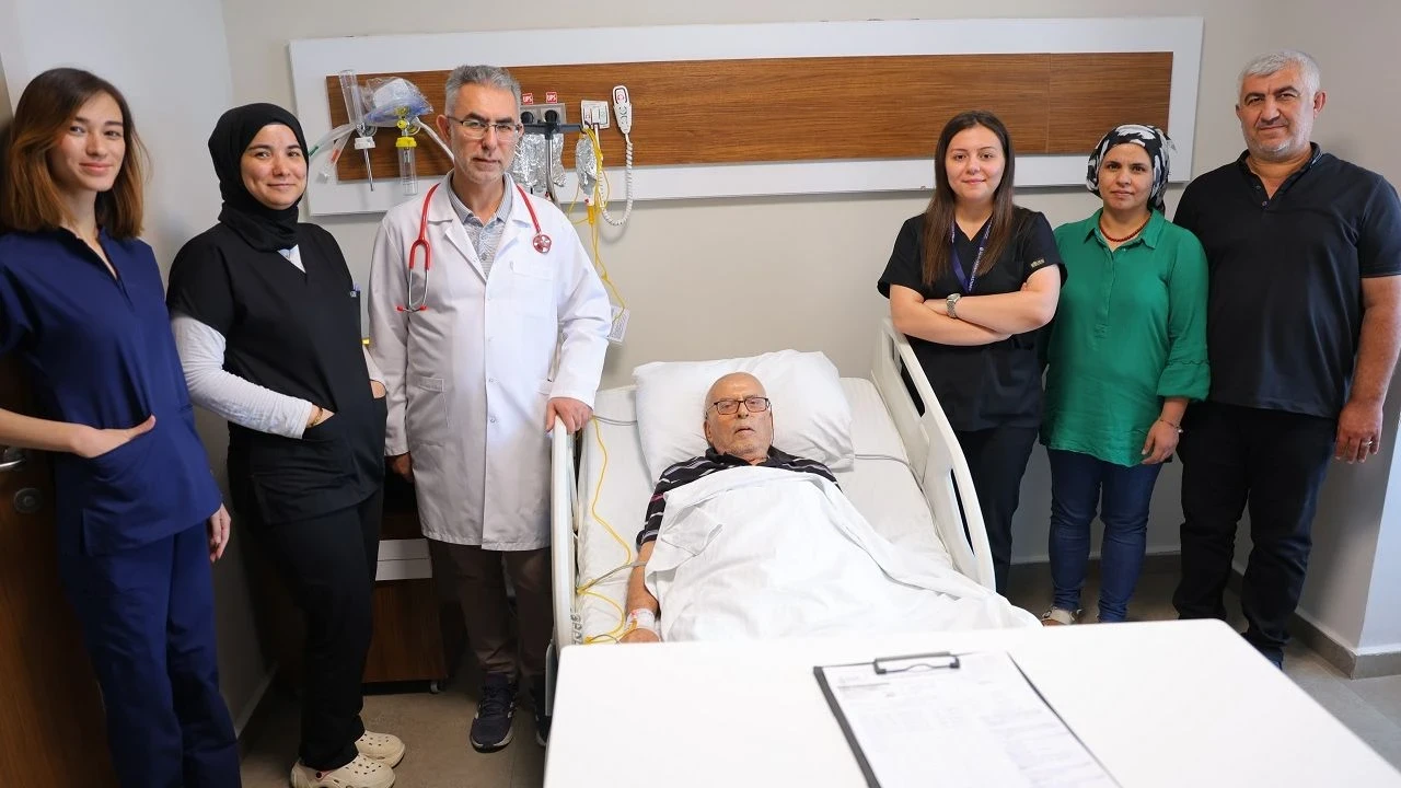 Kahramanmaraş'ta 4. evre akciğer kanseri tedaviyle yenildi, umut oldu