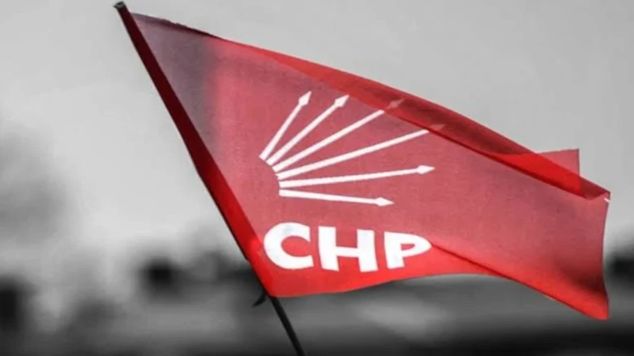 CHP'li üyeler Bayrampaşa'da istifa etti: Ahlaki sorunlar ve para hırsına tepki gösterdiler