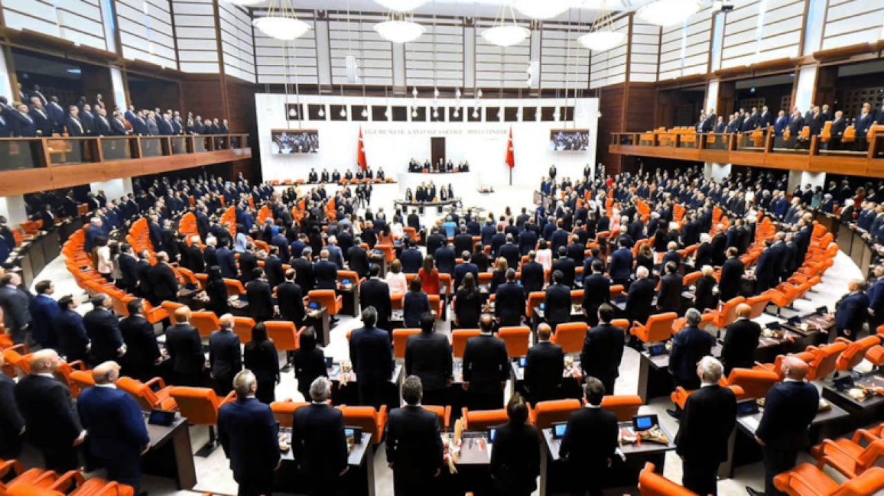 TİP, Ahmet Şık ile Meclis'te yeni komisyon oluşturdu; Can Atalay da unutulmadı