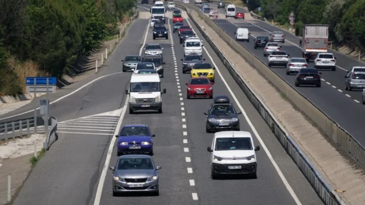 Trafik İşaretlerine Uyun! Yol Çalışmaları Nedeniyle Bazı Yollar Kapalı ve Kontrollü Geçişler Var