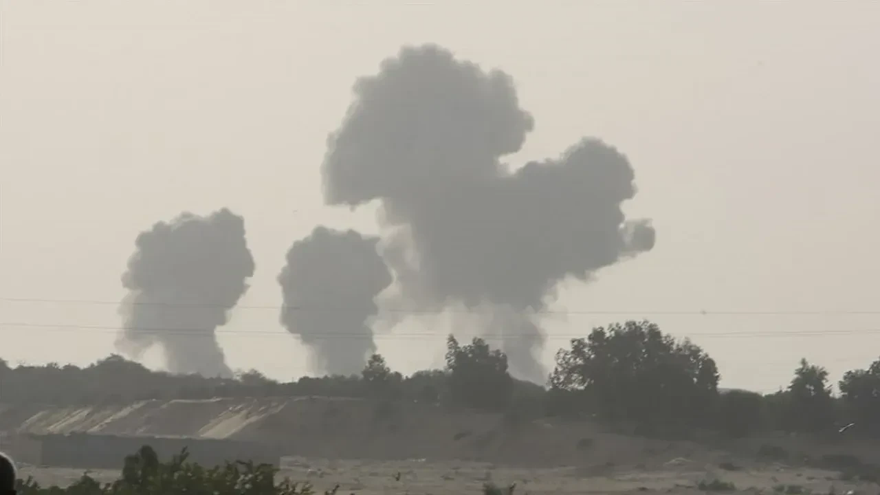 İsrail, Suriye’deki hava saldırılarını sürdürdüğünü açıkladı