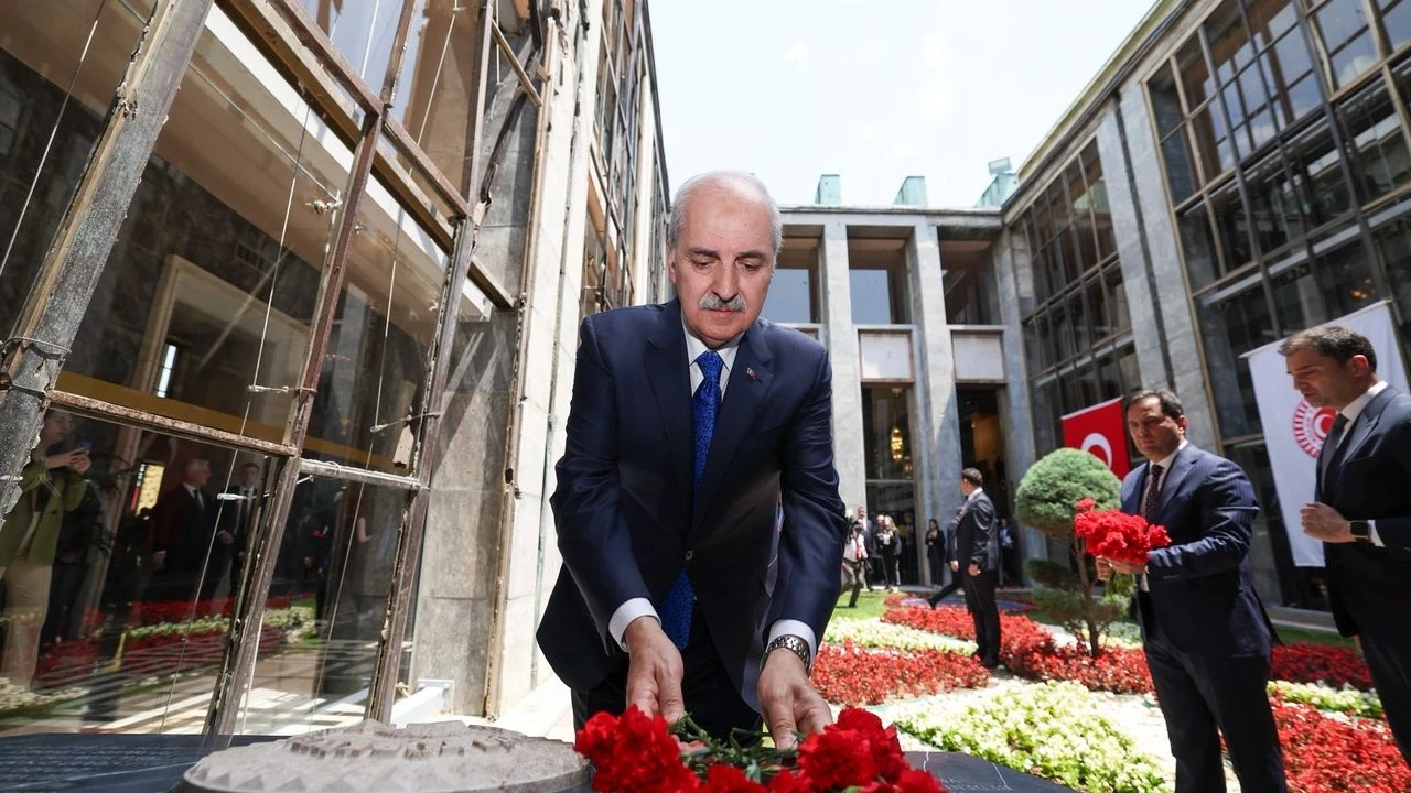 TBMM'de 15 Temmuz Anma Töreni ve Demokrasi Sergisi Açıldı