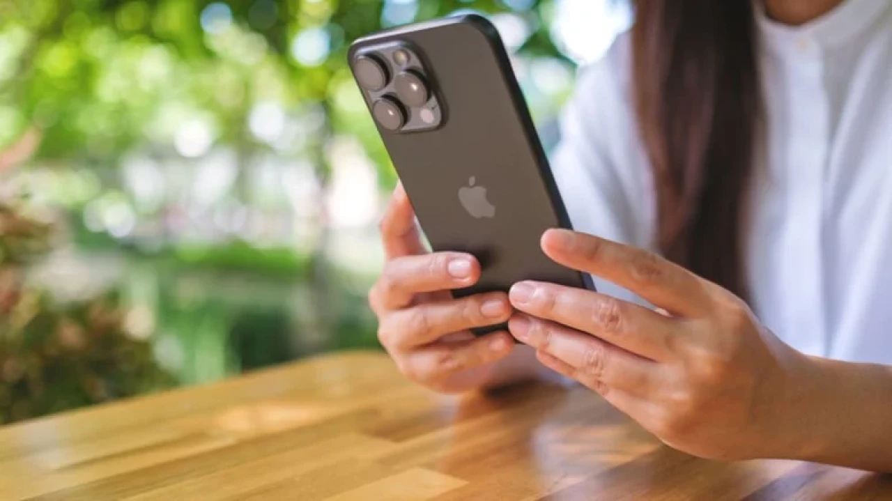 Apple, Çin'de ilk perakende mağazasını kapatarak dikkat çekici bir geri adım attı