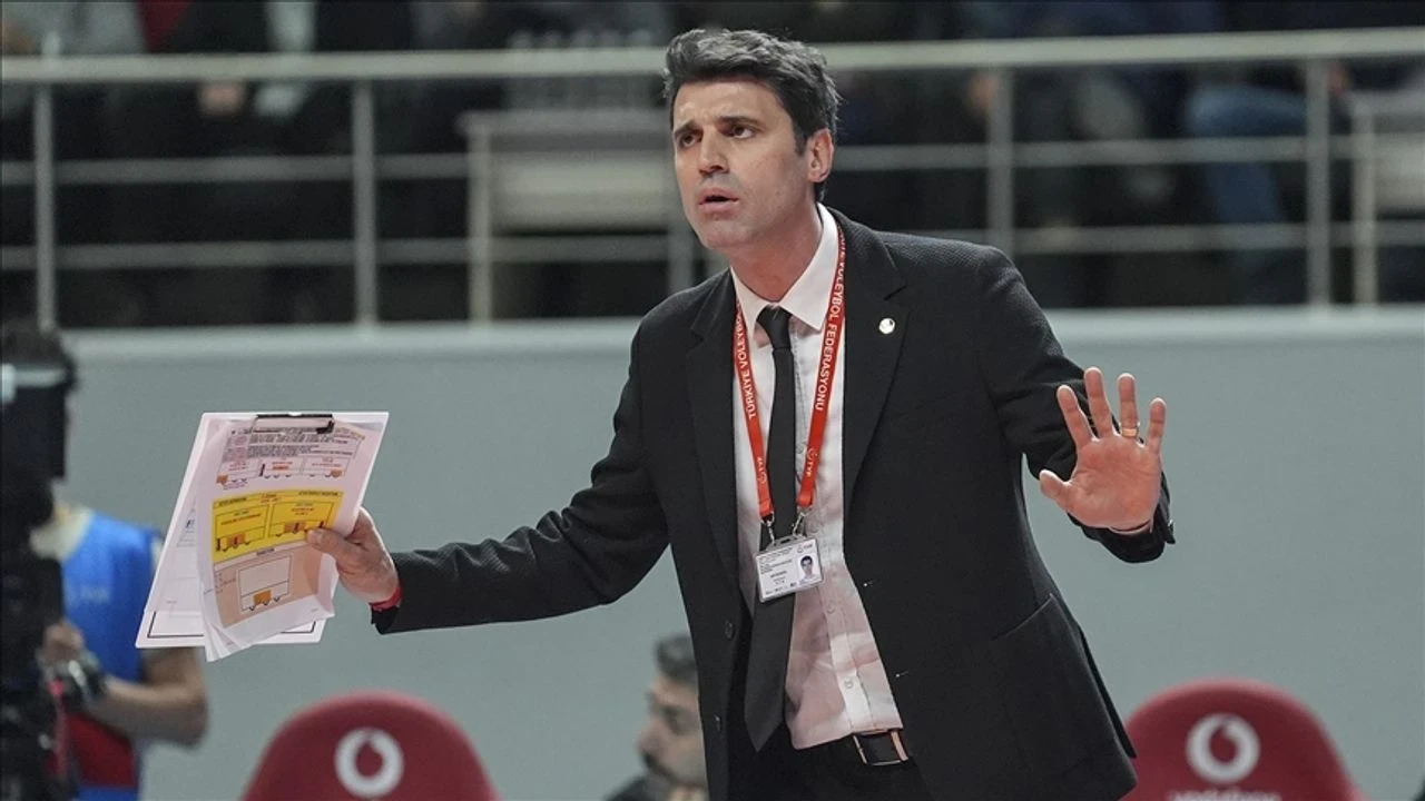 A Milli Erkek Voleybol Takımı'nda teknik kadro değişikliği gerçekleşti