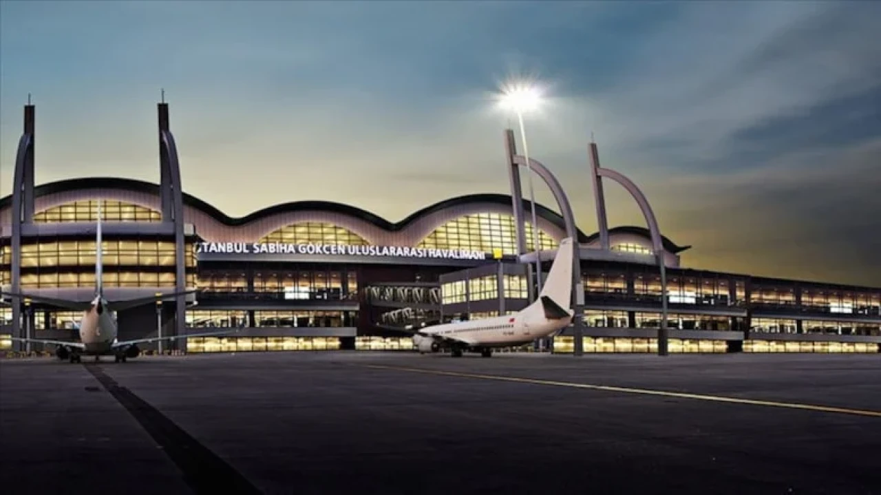 Havalimanında yolcu sayısı yeni rekor kırdı, tatil dönemi etkili oldu!