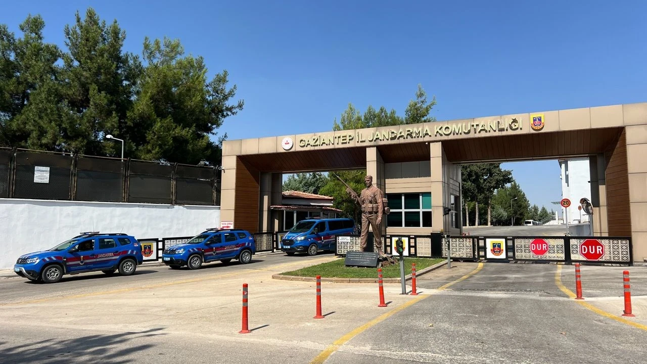 Gaziantep’te düzenlenen operasyonda 83 firari hükümlü adalete teslim edildi