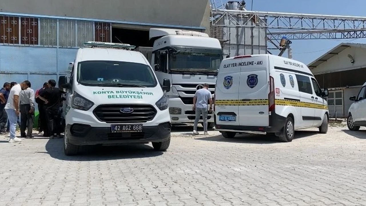 Konya'da yem fabrikasında genç işçinin trajik ölümü, iş kazaları tartışmalarını yeniden alevlendirdi.