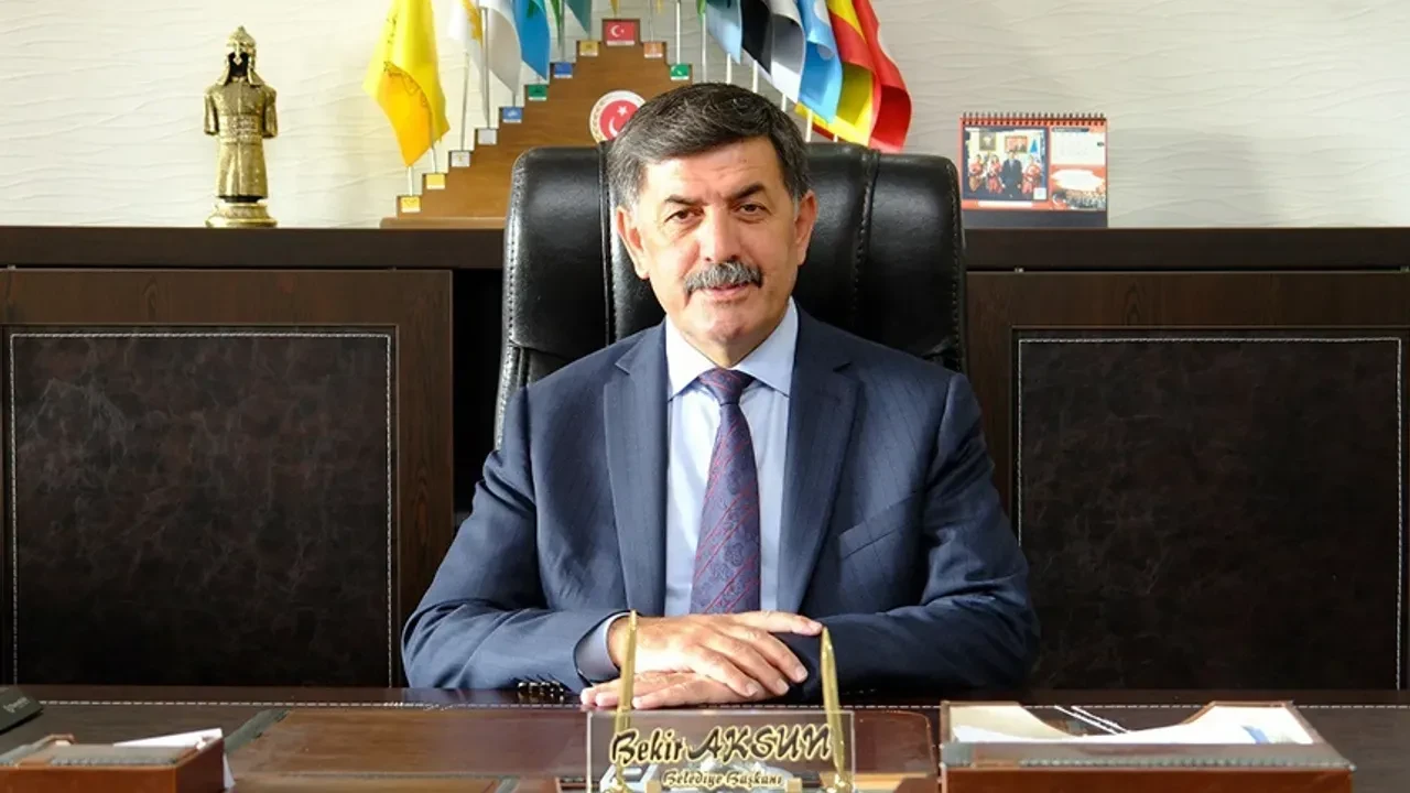 15 Temmuz'da Türk milletinin birlik ve direnişi, demokrasinin zaferini kutluyoruz