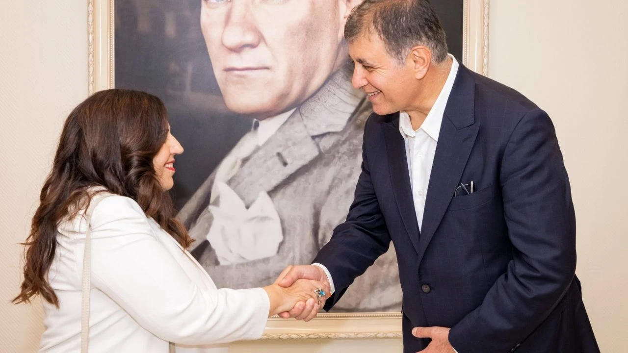 KKTC Başkonsolosu İnanıroğlu'ndan veda ziyareti ve Barış Bayramı mesajı