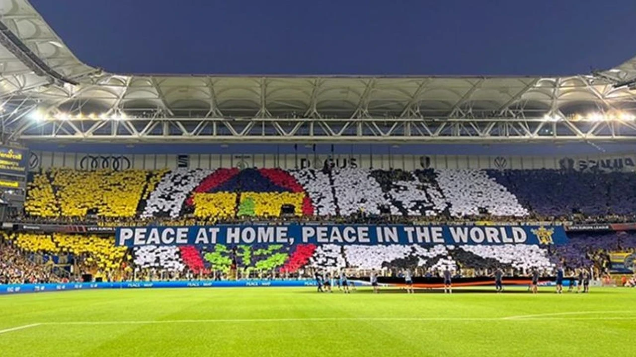 Dünya Fenerbahçeliler Günü’nde sarı-lacivert rüzgarı: Coşkulu kutlamalar dünya genelinde sürüyor!