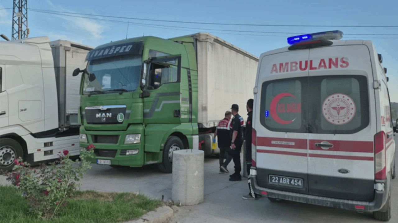 Güney Çevre Yolu'nda Park Halindeki Araçta Sürücü Ölü Bulundu