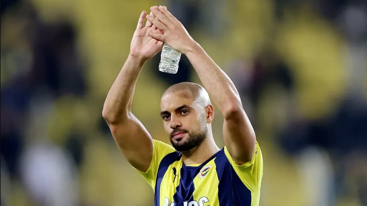 Fenerbahçe, Amrabat için Atalanta'nın 15 milyon euroluk teklifini değerlendirmeye aldı.