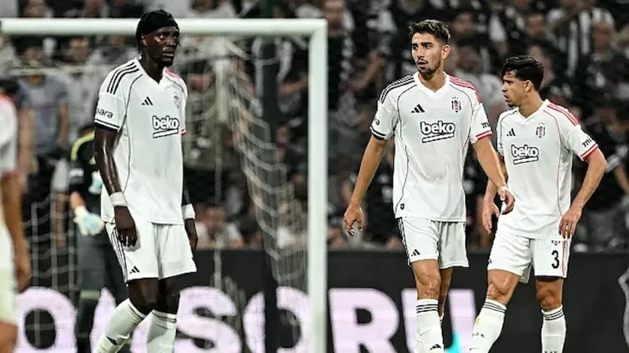 Beşiktaş, Bakhtiyor Zainutdinov'un Dinamo Moskova'ya transferini duyurdu