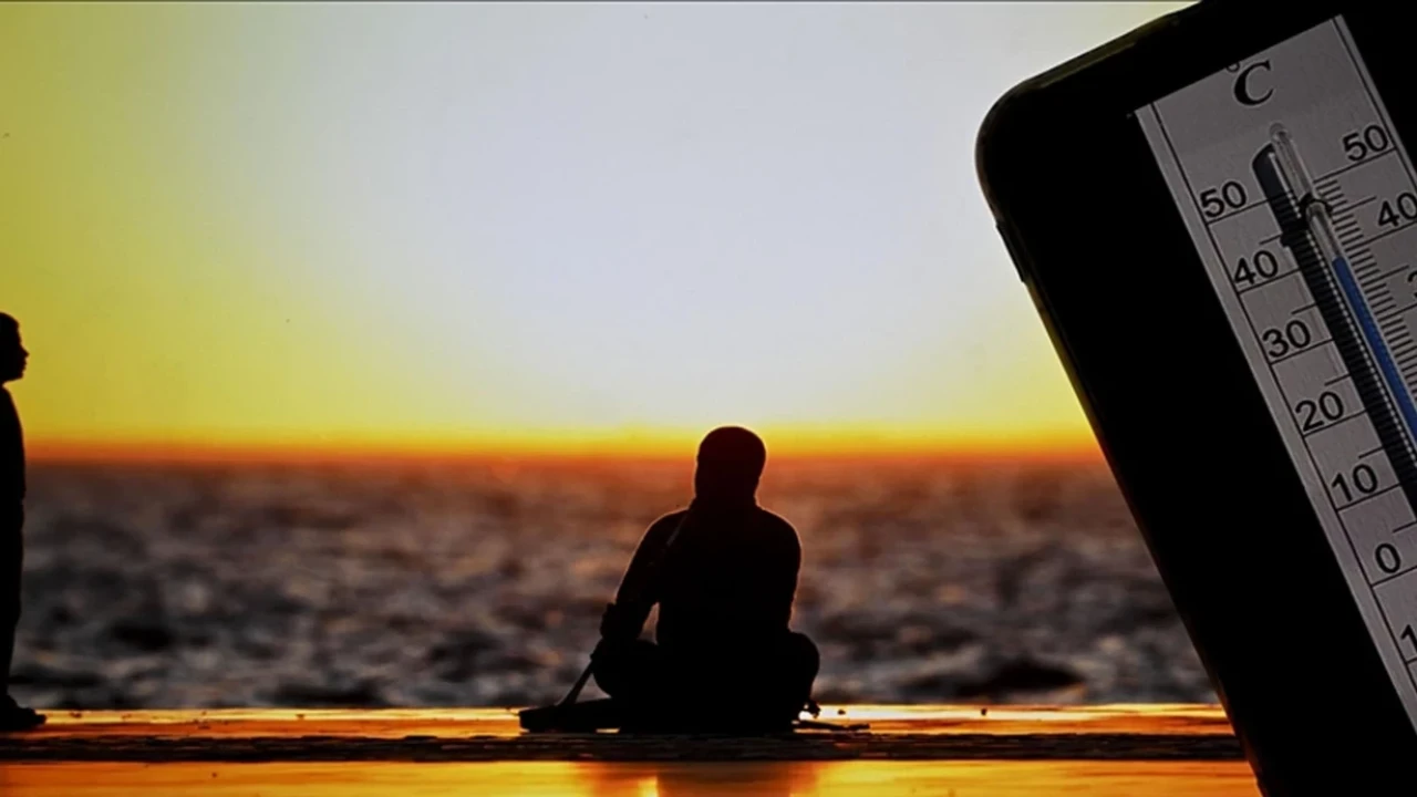 Türkiye'de sıcaklıklar rekor seviyede: 23 ilde 40 dereceyi aştı!