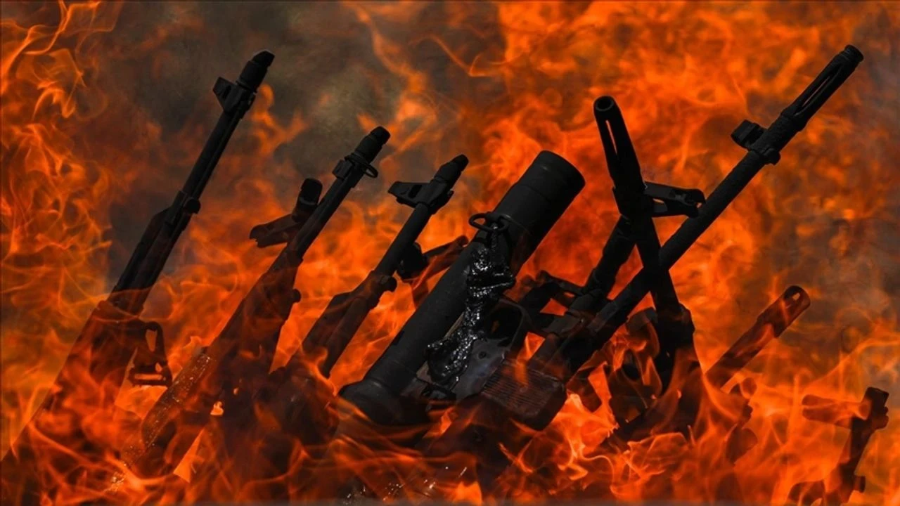 Süleymaniye'de 30 Kişilik Grup Silahlı Mücadeleyi Sonlandırarak Barış Çağrısı Yaptı