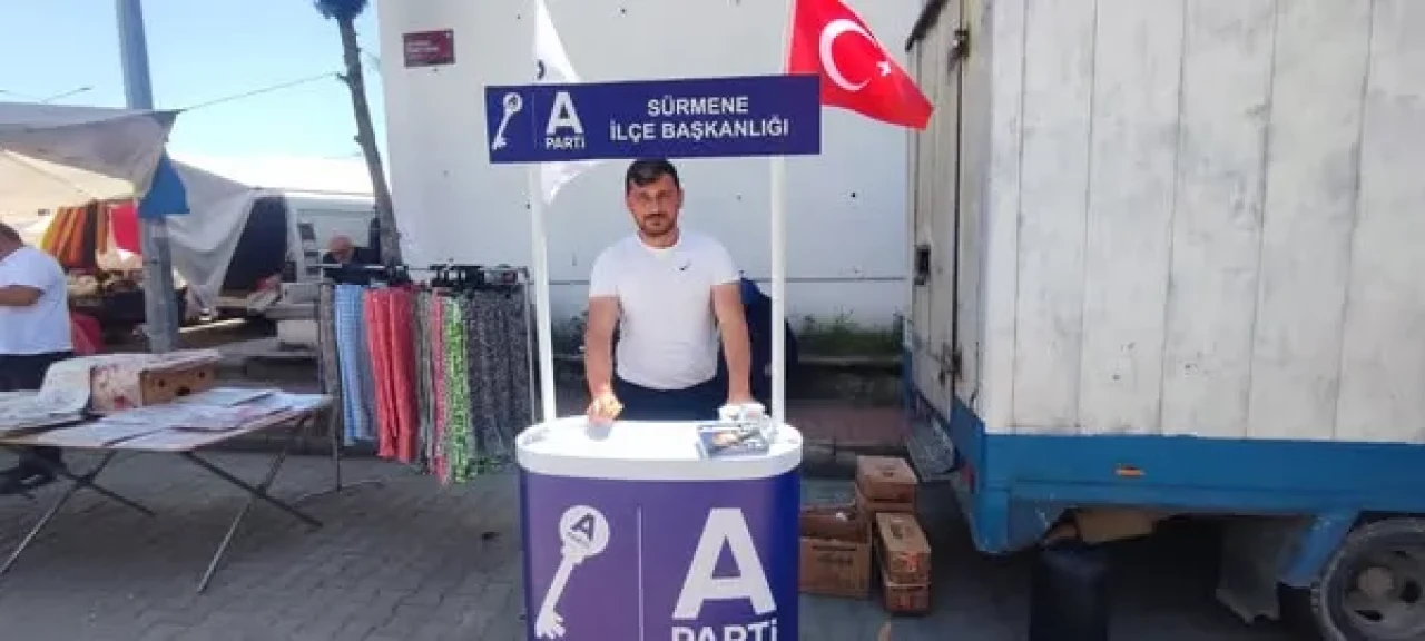 Anahtar Parti, Salı Pazarı'nda üye kayıt çalışmasıyla Sürmene halkıyla buluştu