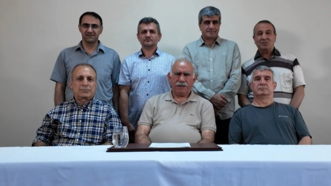 Öcalan, PKK'ya yeni isimlerle silah bırakma çağrısı yaptı