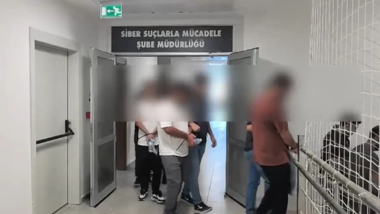 Tekirdağ'da dolandırıcılara büyük operasyon: 20 şüpheli tutuklandı