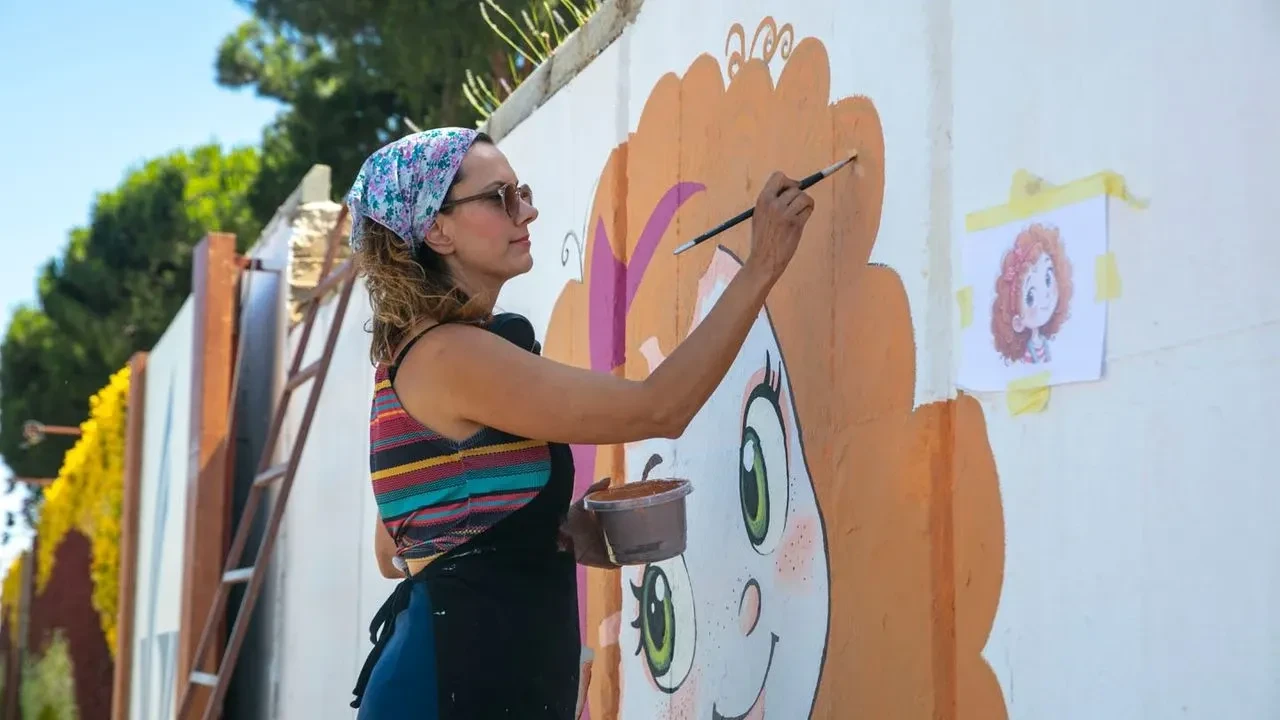 Güzelbahçe Belediyesi'nden 12 Mahalleye Eş Zamanlı Hizmet Atağı