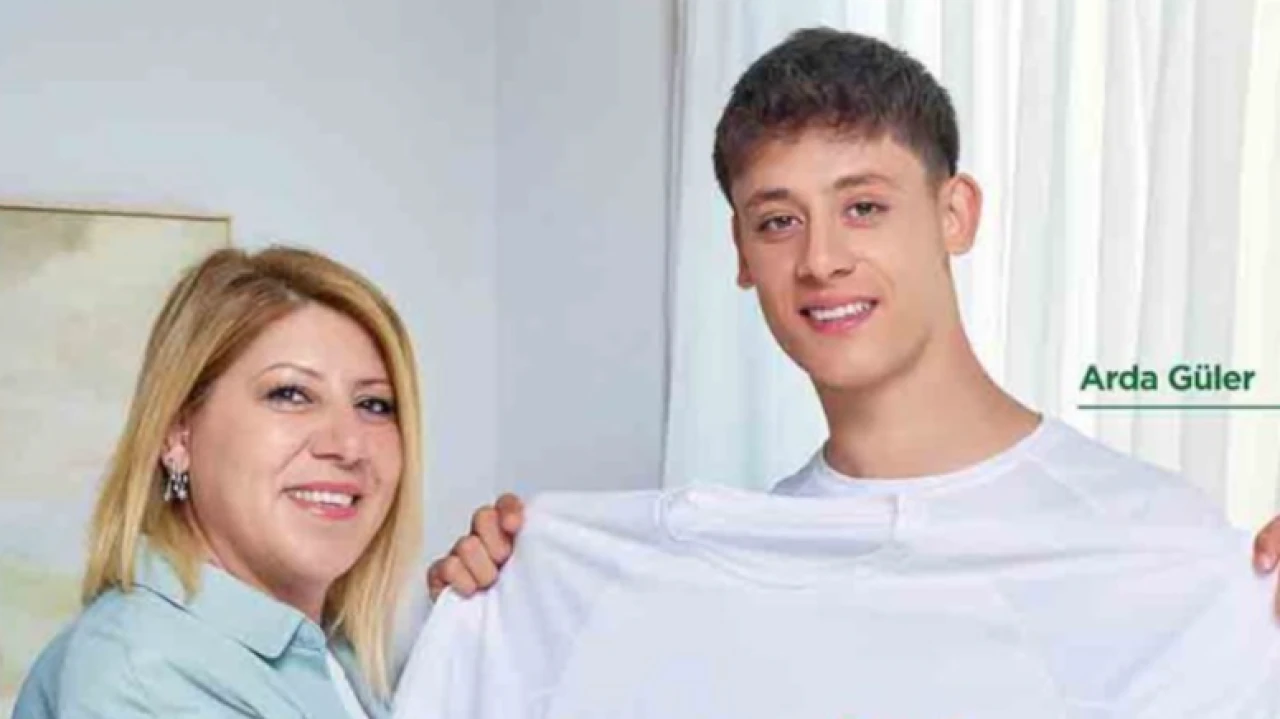Arda Güler ve annesi reklam yüzü oldu: Yeni lansmanda kamera karşısında!