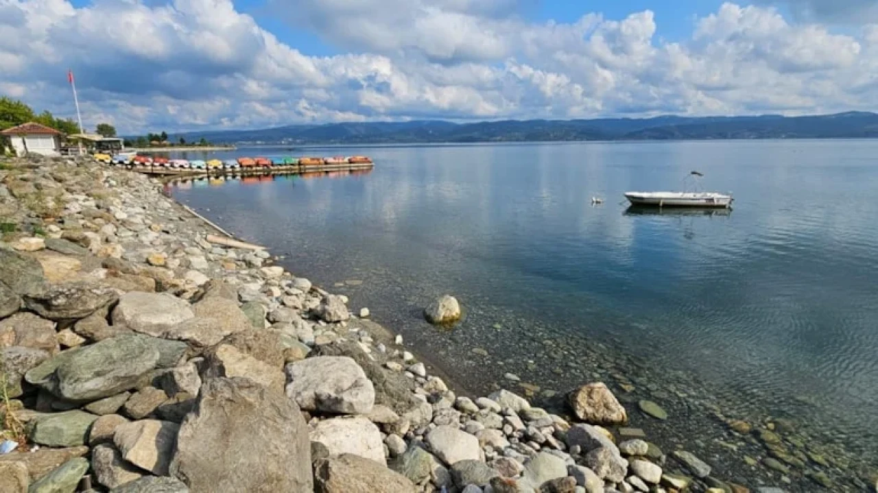 Sapanca Gölü’nde su seviyesi alarm veriyor; tasarruf çağrısı yapıldı
