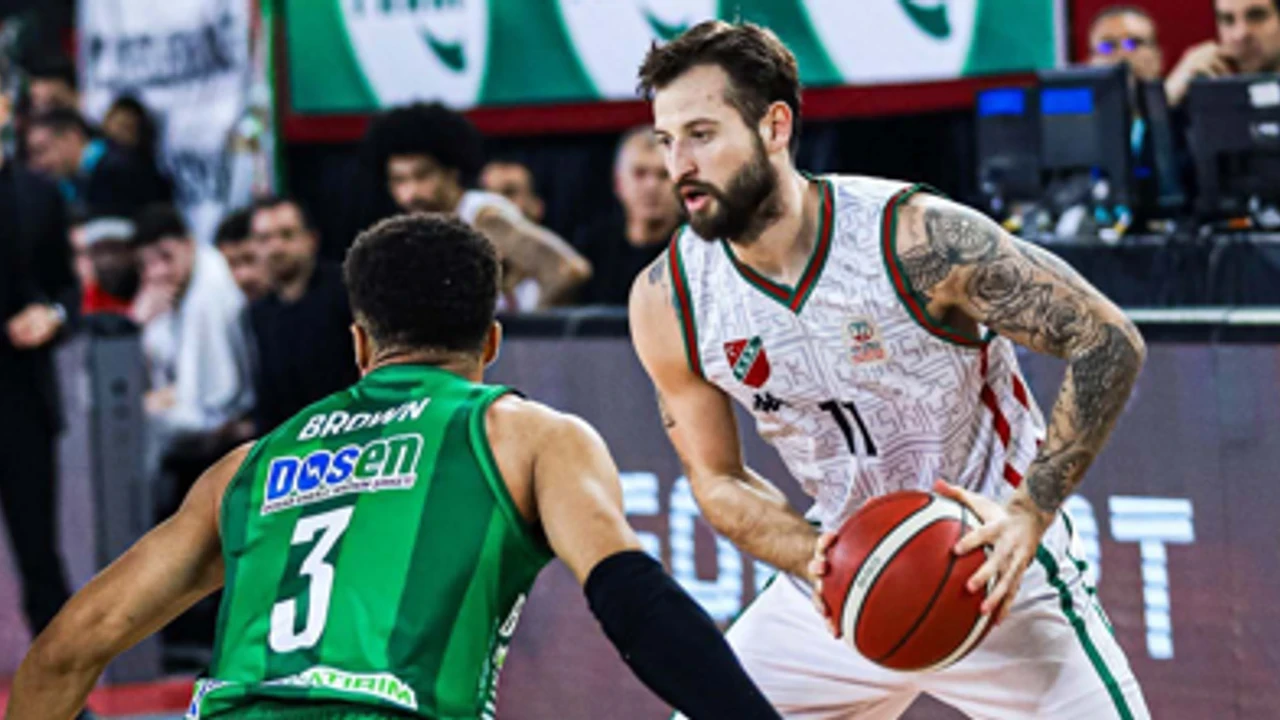 Karşıyaka'ya veda eden Thomas, Esenler Erokspor'a transfer oldu